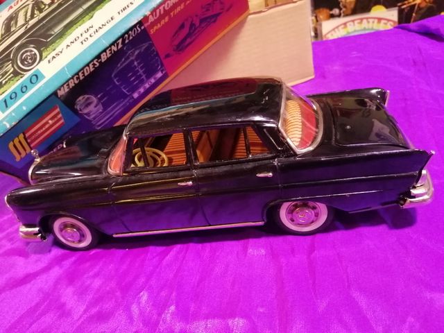 Presa automatica Mercedes Benz 220 S 1960