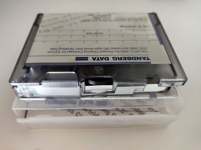 Tandberg TDC DPCC-2000 3.5" Cleaning Cartridge