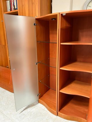 2 vitrinas modulares color cerezo