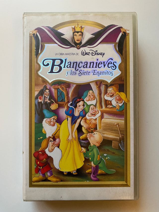 Película Blancanieves y los siete enanitos.