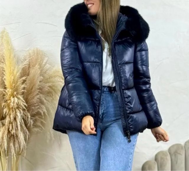 Plumifero Azul Marino Acolchado Capucha Pelo