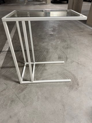 Mesa auxiliar