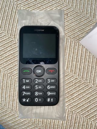 Movil Alcatel 3085 con base cargadora