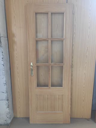 Puerta de madera