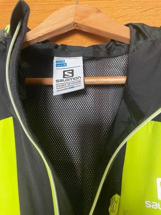 Chaqueta cortavientos running salomon