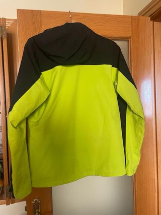 Chaqueta cortavientos running salomon