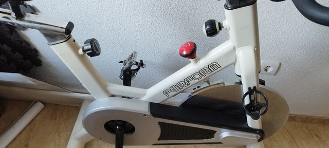 Bici estática spinning 