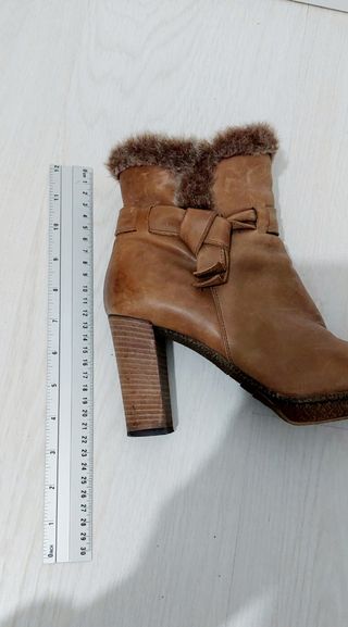 Botines De Piel Aquatalia 37.5