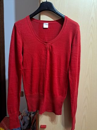 Pullover rosso scollo V