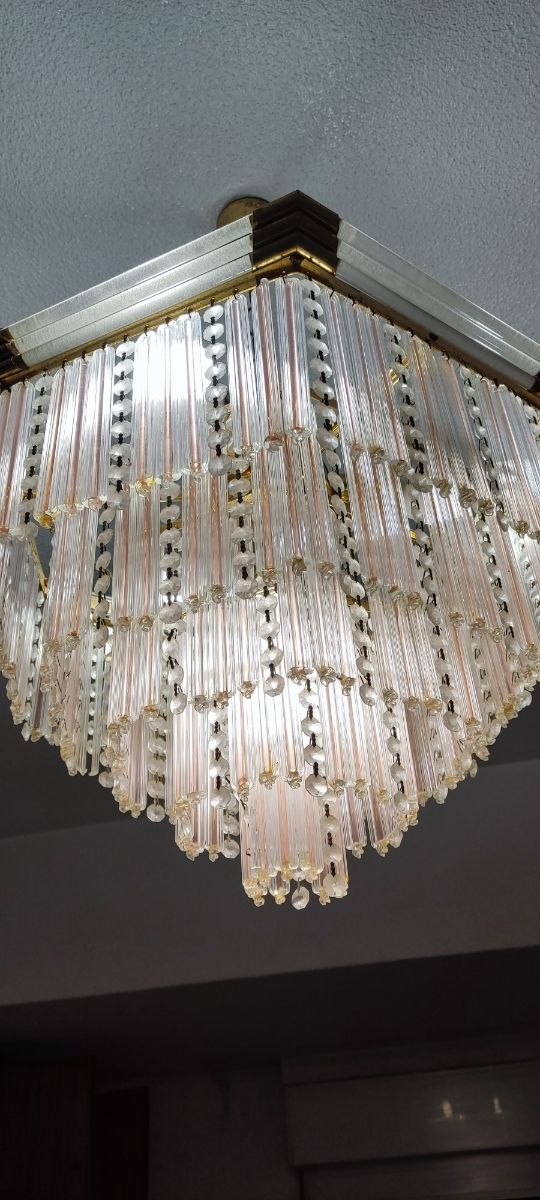 ELEGANTE LAMPADA IN CRISTALLO