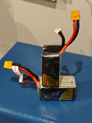 2 baterías drone Tattu Lipo 6s 1300mah
