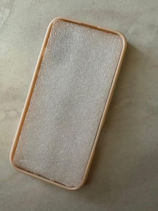 Cover iPhone 16