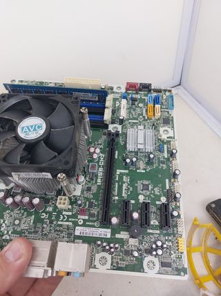 PLACA BASE DE ORDENADOR 