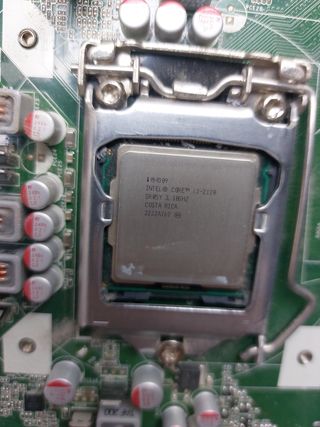 PLACA BASE DE ORDENADOR 