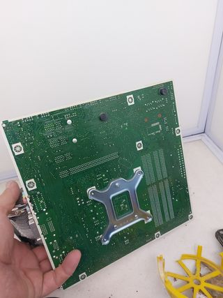 PLACA BASE DE ORDENADOR 