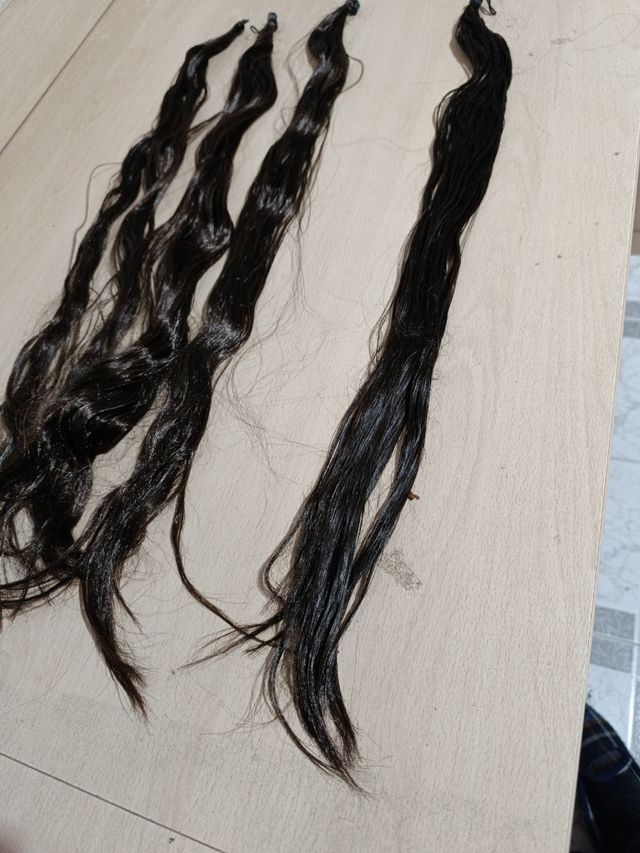 Peinetas y aderezo  y rodetesniña