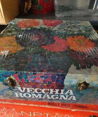 Scatola in legno vecchia Romagna