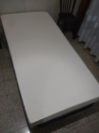 Cama articulada con colchón de latex