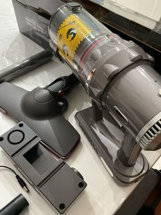 Aspirapolvere senza sacco e senza fili 600 W