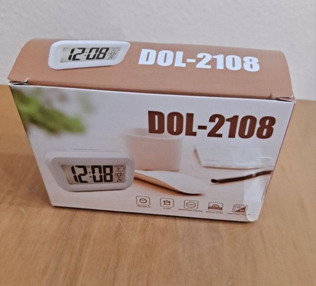 Mini reloj despertador Hello Kitty.