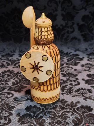 Figura statuetta in legno vintage