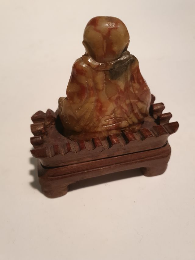 Buda tallado en Ágata antiguo.