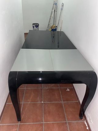 Vendo mueble TV color negro