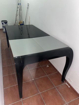 Vendo mueble TV color negro