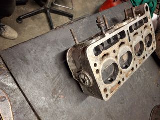 Culata seat 600 