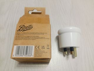 Enchufe Adaptador EU-UK