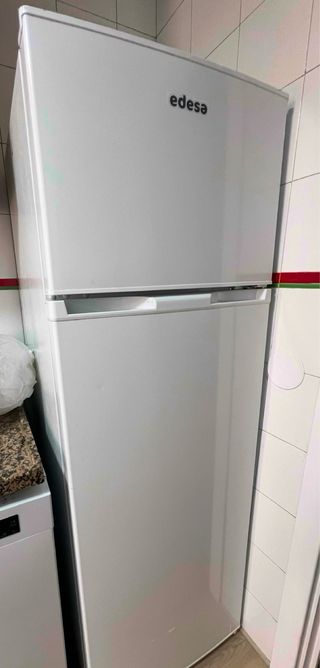 NUEVO Frigorífico congelador Edesa.