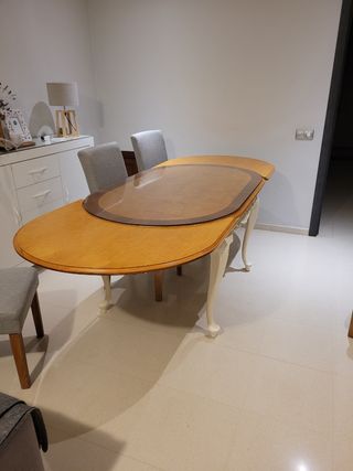Mesa clasica comedor exensible. Se aceptan ofertas