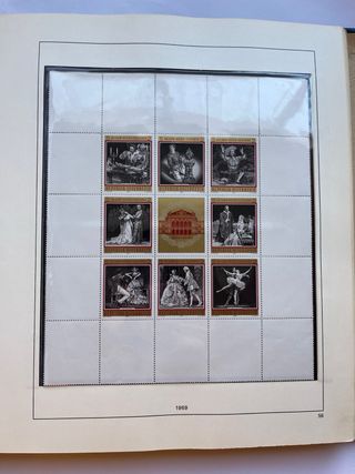 Álbum Sellos Austria 1968/1982 Nuevos 65 Hojas