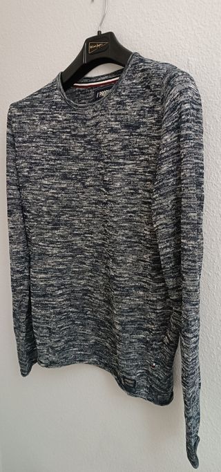 Camiseta de manga larga ”Produkt”. Gris. Talla M.