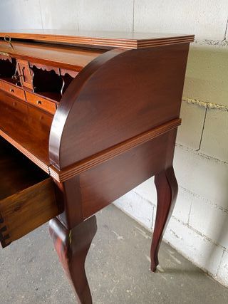 ✅escritorio madera maciza RESTAURADA