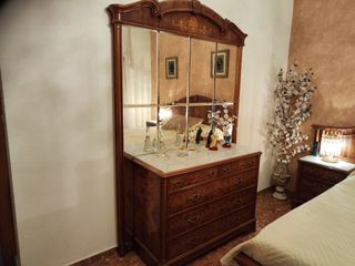 Dormitorio clásico marquetería