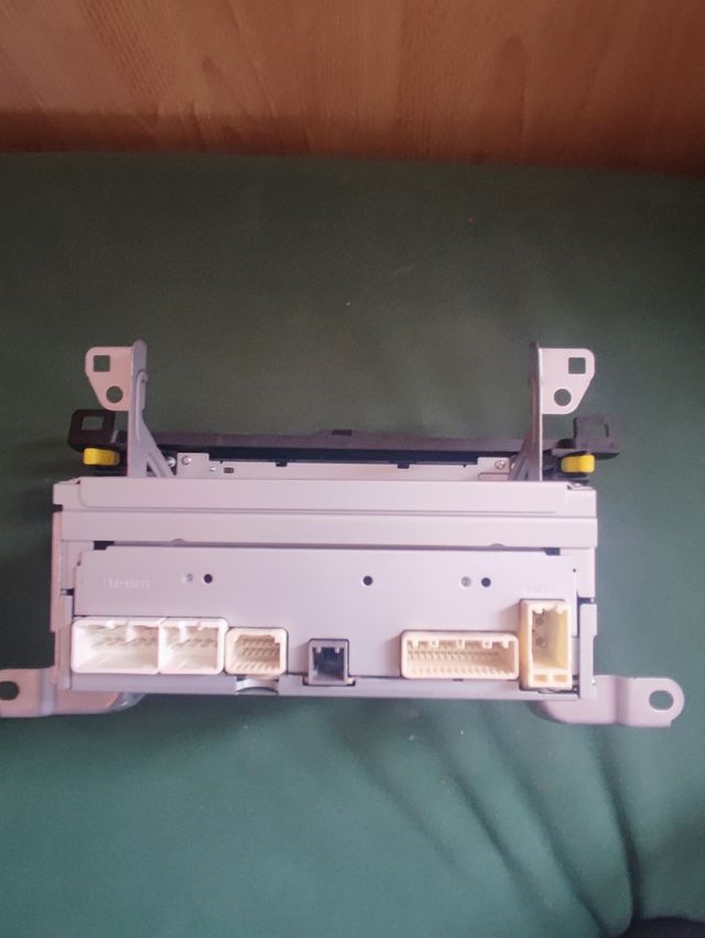 RADIO TOYOTA RAV 4 86120-42400