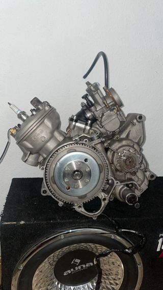 SE VENDE TZR 49