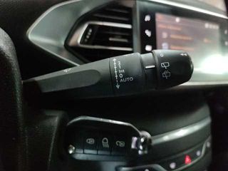 Peugeot 308 PureTech 110 SANDS Access 81 kW (110 CV)