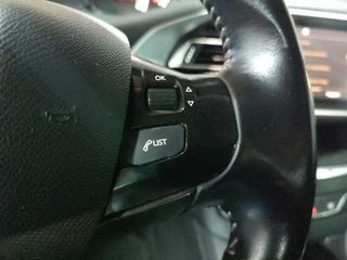 Peugeot 308 PureTech 110 SANDS Access 81 kW (110 CV)