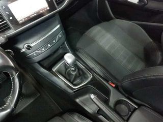 Peugeot 308 PureTech 110 SANDS Access 81 kW (110 CV)