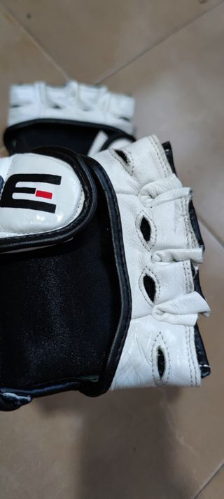 Guantes de cuero Danger MMA con pulgar