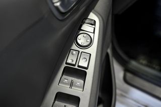 Hyundai IONIQ   1.6 GDI HEV Tecno DCT