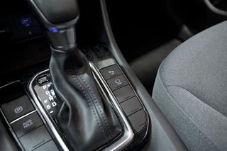 Hyundai IONIQ   1.6 GDI HEV Tecno DCT