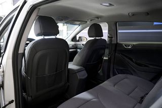 Hyundai IONIQ   1.6 GDI PHEV Klass DCT