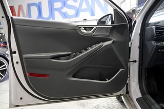 Hyundai IONIQ   1.6 GDI PHEV Klass DCT