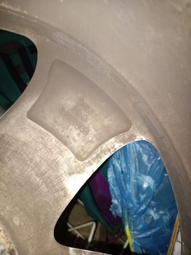 Se venden 4 llantas BMW x5 E70 19"