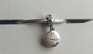 Charm aniversario Disney 