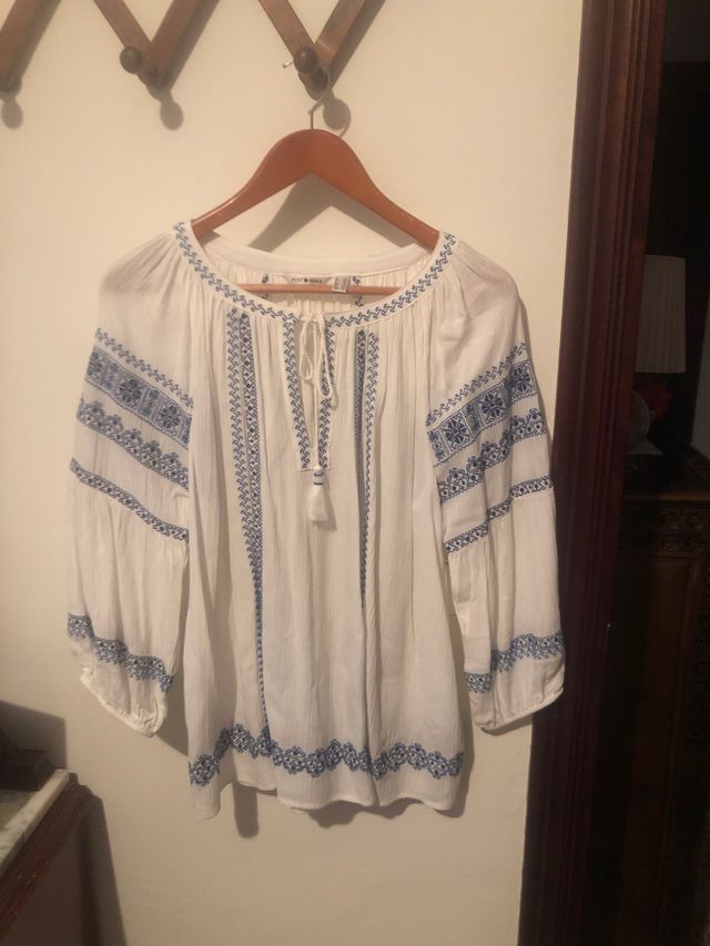 Blusa punto de cruz Punto Roma