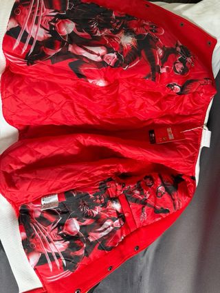 Giacca marvel dead pool